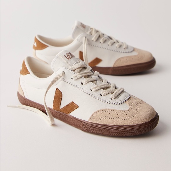 Veja Shoes - Veja Volley Sneakers Size 8 Cream and Tan Sneakers